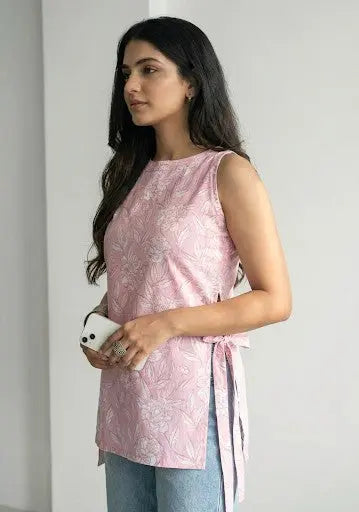 Somiya Halter Neck Short Kurti - kalyanja
